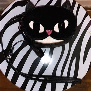 Charming Charlie kitty cross body bag